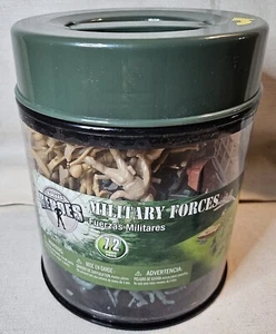 True Heroes Military Forces 135-Piece Set Toys R Us Plastic Army Men - Bild 1 von 12