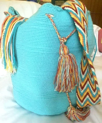 TURQUOISE WAYUU MOCHILA COLUMBIAN BAG MEDIUM - Image 1 of 4