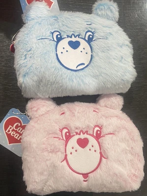 2 Care Bears 粉色和蓝色蓬松化妆包女式配件 Primark — 第 1/4 张图片