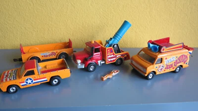 lot miniatures PINDER J.Richard Corgi 1/36 - Photo 1/4