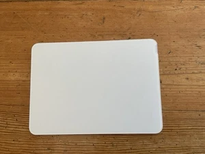 Apple Magic Trackpad Cracked - Afbeelding 1 van 3