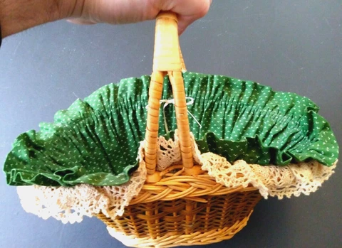 Vintage Handmade Wicker Basket Cloth Doile Doily Ribbon Green Woven Handle Cover