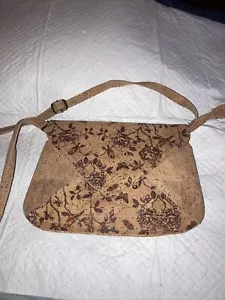 Compact Natural Cork Printed Sling Crossbody Bag Envelope Style New - Picture 1 of 3