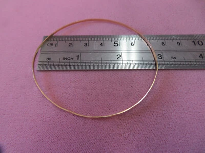 Brazalete brazalete de oro amarillo macizo de 14 k de 1,56 mm con corte de diamante sin cordones de 2,69 gramos Foto 1 de 4