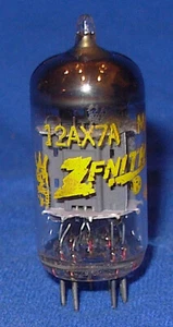 Fuerte Balanceado Amperex Holland 12AX7 / ECC83 Marca para Zenith 1964 Fecha - Imagen 1 de 4