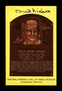 Phil Niekro Signed HOF Plaque Postcard Braves Yankees Autograph - Picture 1 of 1