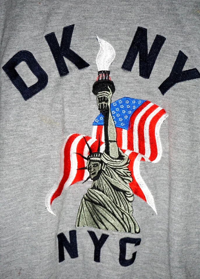 Sudadera De Colección DKNY Mujer Mediana Nueva York Estatua de la Libertad Años 90 Foto 1 de 4