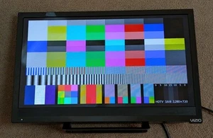 VIZIO E231-B1 23-Inch 720p 60Hz LED TV w Stand + Power Cord - NO REMOTE - Tested - Picture 1 of 3