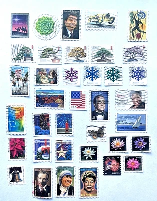 US FOREVER USED COLLECTION STAMPS lot of 37 2011-present OFF PAPER - Image 1 of 2