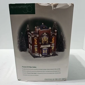 DEPT 56 Christmas In The City "Precinct 25 Police Station" #58941 Sammlerstück - Bild 1 von 9
