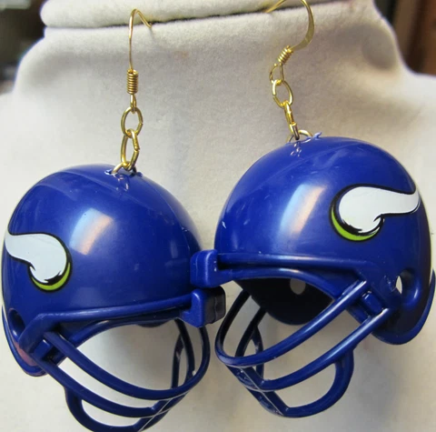NORA WINN UNIQUE EARRINGS 925  NFL FOOTBALL PURPLE  HELMET MINNESOTA VIKINGS Cover