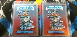 Topps 2020 cromado cubo de basura para niños Joe Nut & Rob O. Cop a&b conjunto a juego  - Imagen 1 de 9