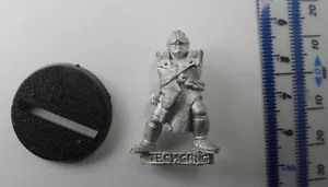 TECH GANGER d Metal Rogue Trader Necromunda Confrontation Hive Gang 40K 1990 W3f - Foto 1 di 2