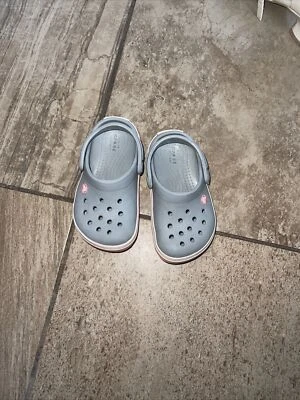 sandalias crocks niño  Foto 1 de 4