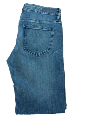 Calvin Klein Womens Slim Boyfriend 5 Pocket Jeans (LT BLUE , 4) NWOT - Image 1 of 3