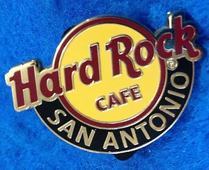 SAN ANTONIO USA RED LINE CLASSIC STYLE LOGO 3LC TAC BACK HRC Hard Rock Cafe PIN - Bild 1 von 1