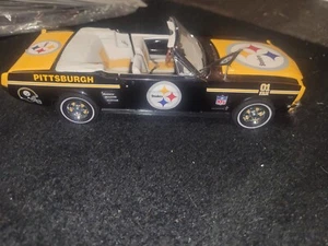 Pittsburgh Steelers Danbury Mint team mustang car convertible diecast 1:24 Dmg* - Picture 1 of 4
