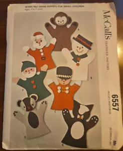 McCall's 6557 Seven felt hand puppets Vintage Uncut - Picture 1 of 3