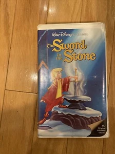 THE SWORD IN THE STONE WALT DISNEY BLACK DIAMOND VHS TAPE - Picture 1 of 9