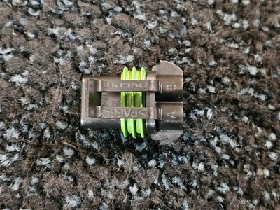 (QTY 50) Delphi 15300027 Metri-Pack 280 Black 2 Way Sealed Female Connector - Image 1 of 4