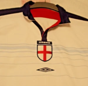 Reversible England Home Shirt 2003/05 Large. Ref trim and Blue Trim Reversible. - Picture 1 of 4