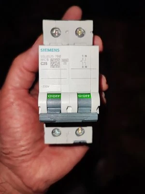 Interruttore Magnetotermico Differenziale 10a 16a 20a 25a 32a SIEMENS salvavita - Immagine 1 di 4