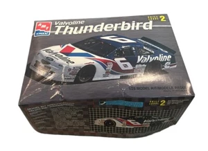 New AMT Valvoline Ford Thunderbird Stock Car Model Kit 1/25 1996 - Picture 1 of 5