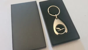 lufthansa airbus senator tag key ring - Picture 1 of 3