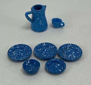 Vintage Dollhouse Die Cast Lot Of 7 Stovetop Kitchen Utensils Blue White Metal - Picture 1 of 5