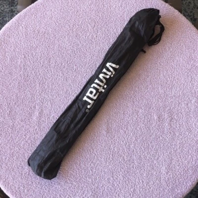 Monopie ligero Vivitar con montaje de cámara de liberación rápida 20"-66" H, negro, ecualizador 024 Foto 1 de 4