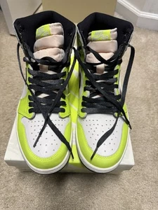 Size 11 - Jordan 1 Retro High OG Visionaire - Picture 1 of 9