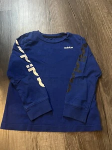 Adidas T-Shirt Boys Size 5 Long Sleeve Crew Neck Graphic Logo Blue - Picture 1 of 4