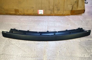 Original OEM DXJ500040 Spoiler Inf. Centrale Paraurti RANGE ROVER L322 N.O.S. - Imagen 1 de 2