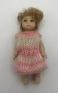 Vintage Porcelain Doll Approximately 12cm Miniature Dolls House Knitted Dress - Picture 1 of 3