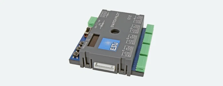 51830 ESU SwitchPilot 3 | RailCom® | OLED Screen | New - Image 1 of 1