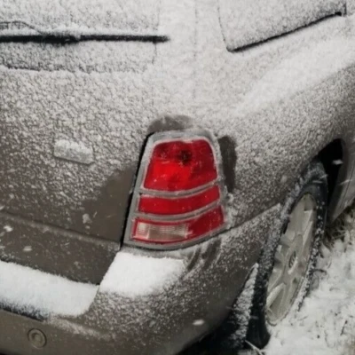 Luz trasera derecha pasajero Mercury Monterey 2004-2007 Foto 1 de 4