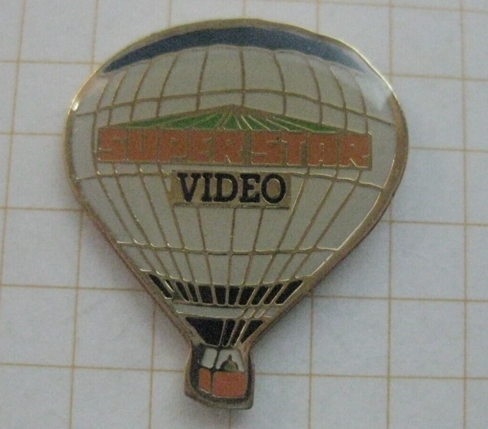 SUPER STAR VIDEO ............................................  Ballon-Pin (237d) - Bild 1 von 1