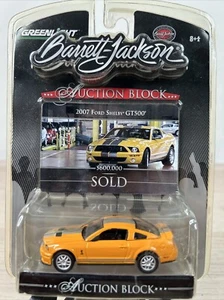GREENLIGHT - BARRETT-JACKSON - AUCTION BLOCK  2007 SHELBY GT-500 MUSTANG 1/64 - Picture 1 of 3