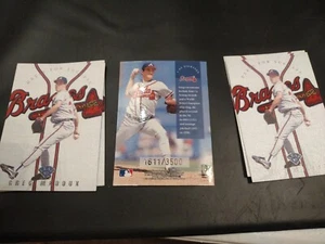 1997 LEAF dress for success GREG MADDUX serial #'d INSERT CARD ( #'d /3500) - Picture 1 of 1