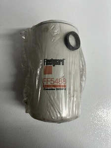 (1) Fleetguard Fuel Filter FF5488 - Cummins - Picture 1 of 1
