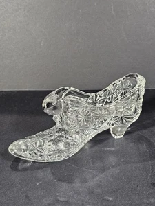 Vintage Fenton Clear Glass Daisy and Button Shoe/Slipper with Cat Head - Picture 1 of 7