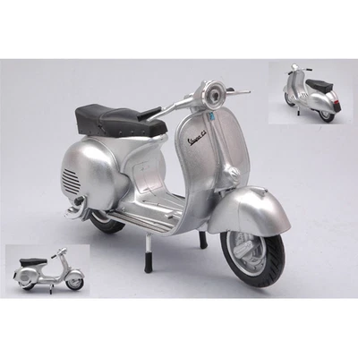 VESPONE VESPA 150 GS 1956 SILVER 1:12 New Ray Moto Modellino Nuovo - Immagine 1 di 4