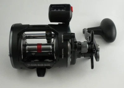 Penn WAR20LWLC Guerra Levelwind Mulinello con Filo Contatore 288m/20 Monofilo - Immagine 1 di 4