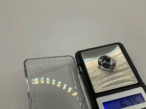 6.75 carats clear quartz  Australian natural oval  cut at QLD GEM FIELDS 90s - Picture 1 of 4