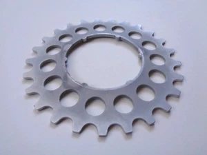 *NOS Vintage 1980s Campagnolo P25 Aluminium 25t Italian freewheel cassette Cog* - Picture 1 of 6