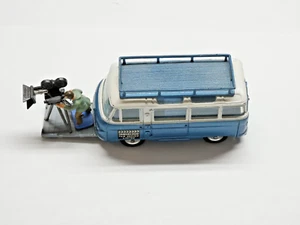 CORGI Commer van with camera, several tiny chips, no valise, no box - Imagen 1 de 5