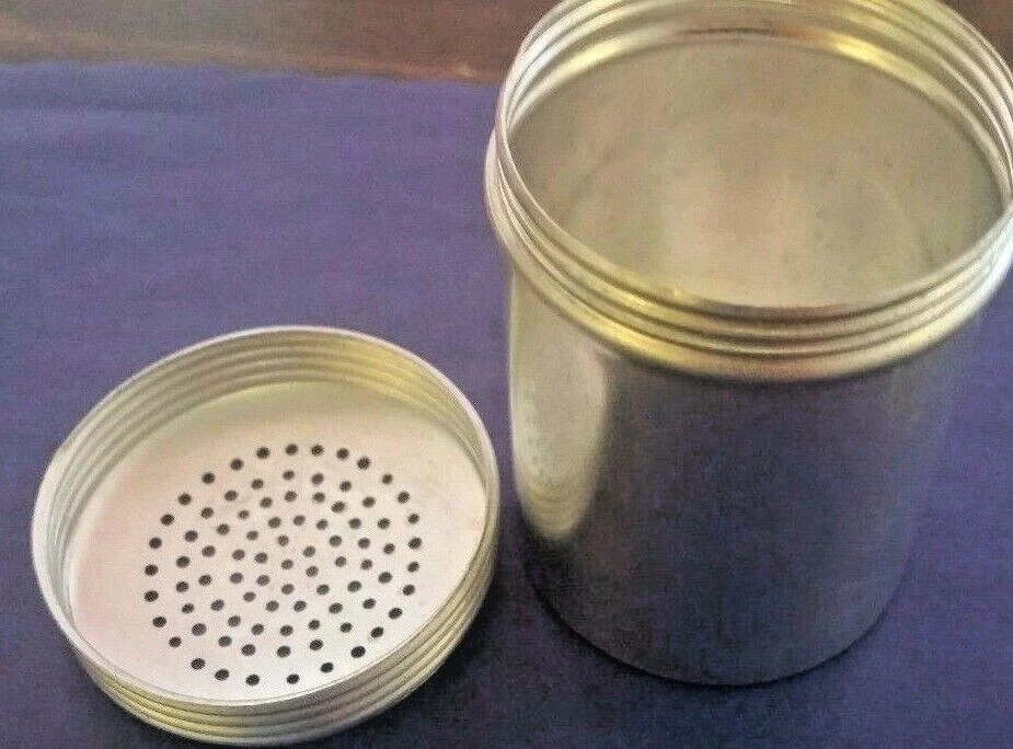 AGITADOR DE DRAGADO 3" 10 ONZAS ALUMINIO PARA CONDIMENTAR ESPECIAS SAL, TORNILLO DE PIMIENTA EN LA PARTE SUPERIOR Foto 1 de 4