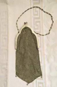 Antique Whiting and Davis Soldered Mesh and Engraved  Silver Bag-Lovely! - Picture 1 of 12