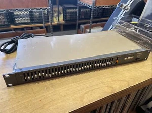 Ibanez GE3101 One Third Octave 31 Band Graphic Equalizer Rack Studio Stage - Picture 1 of 10