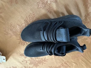 Herren Sneaker Adidas Größe 9,5 schwarz - Bild 1 von 5